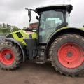 Claas Arion 650