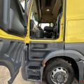 Mercedes Actros 2551