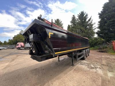 Benalu Tipping trailer