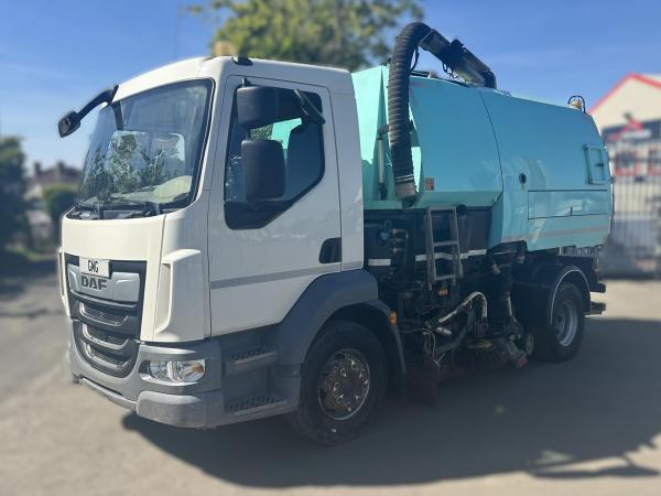 DAF LF Johnston Sweeper