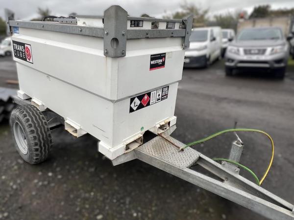 Western S20TCG Site TOW Fuel Bowser